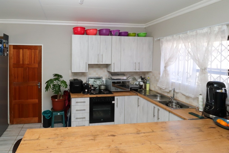 3 Bedroom Property for Sale in Flamwood North West